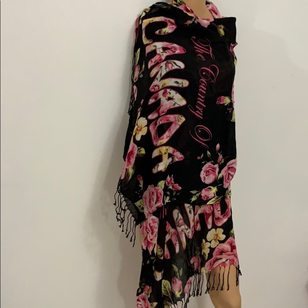 Robin Ruth Woman’s Floral Canada Scarf.